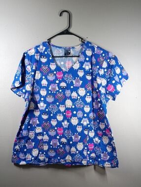 Zoe+Chloe Blue Owl Print Scrub Top Size Xl